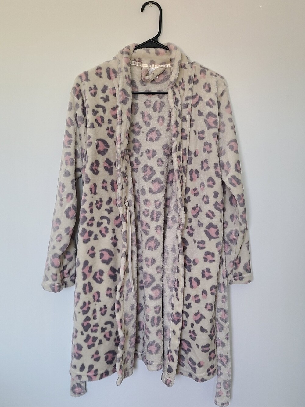 Cozy Women's Leopard Print Bath Robe- Pink/Gray - S/M